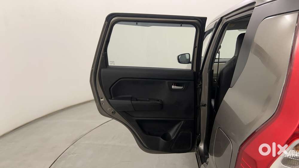 Maruti Suzuki Wagon R 1.2 Zxi Amt, 2022, Petrol