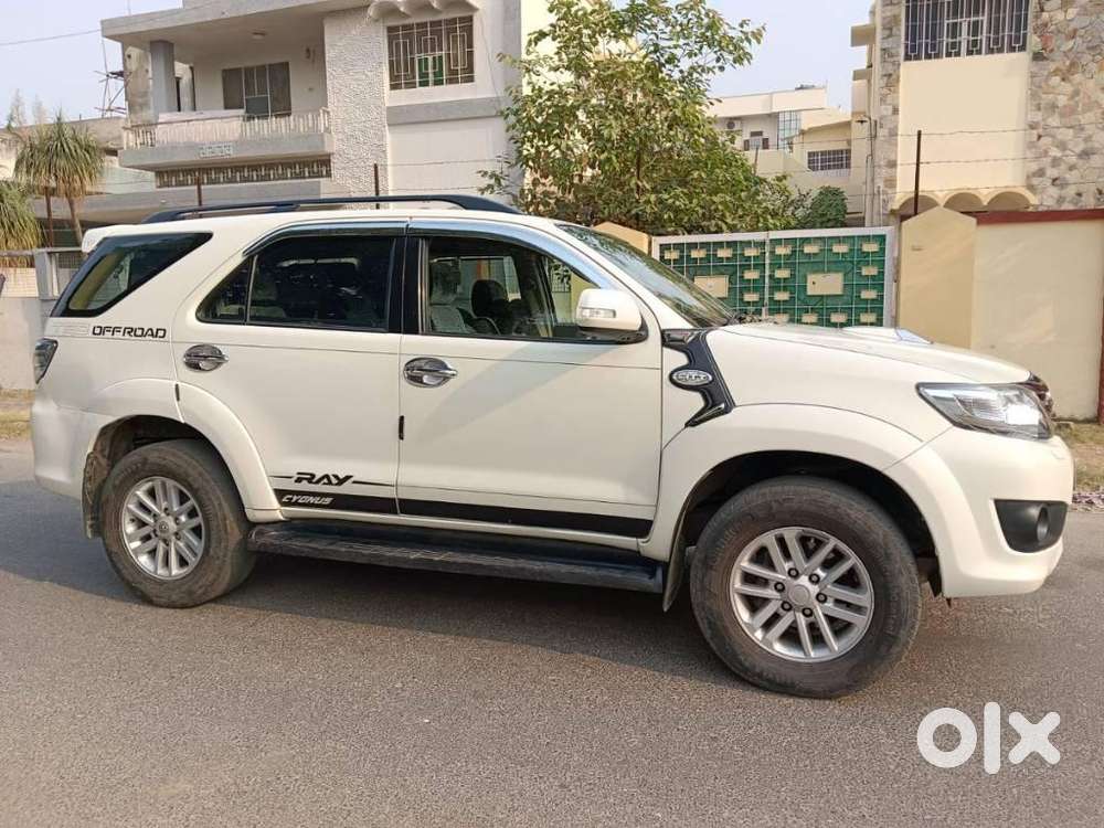 Toyota Fortuner 3.0 4x2 Automatic, 2014, Diesel