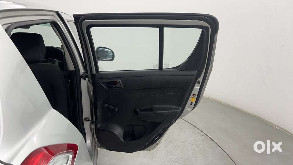 Maruti Suzuki Swift Lxi 2018, 2012, Petrol