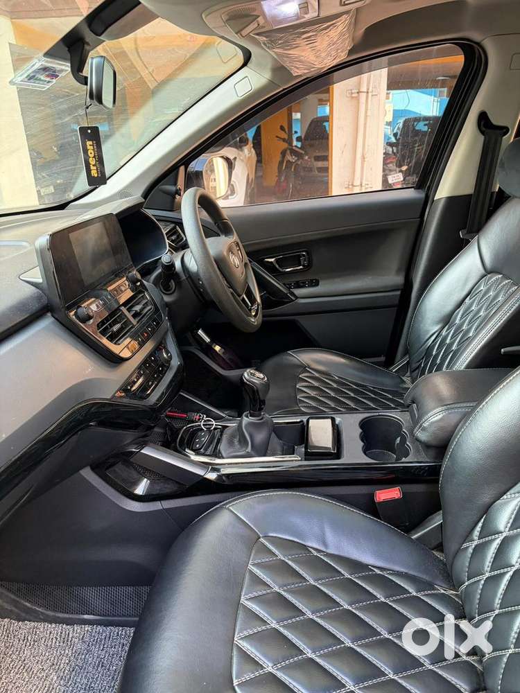Tata Harrier Black Diesel Manual 2022