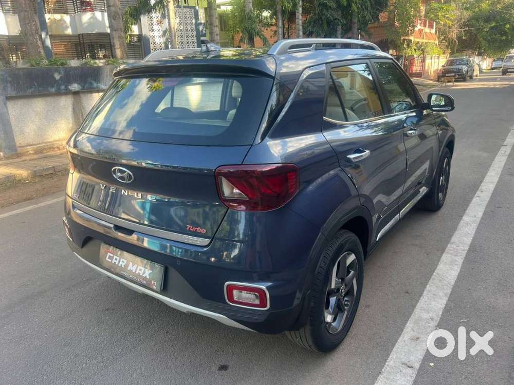 Hyundai Venue 1.0 Sx Turbo Dct, 2021, Petrol