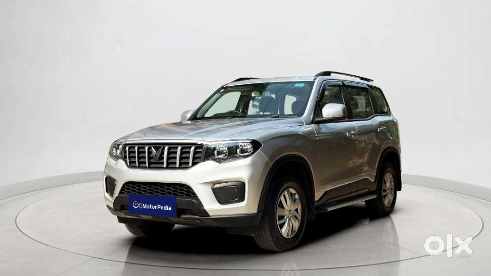 Mahindra Scorpio N Z4 Diesel Mt 2wd 7 Str [2022], 2023, Petrol