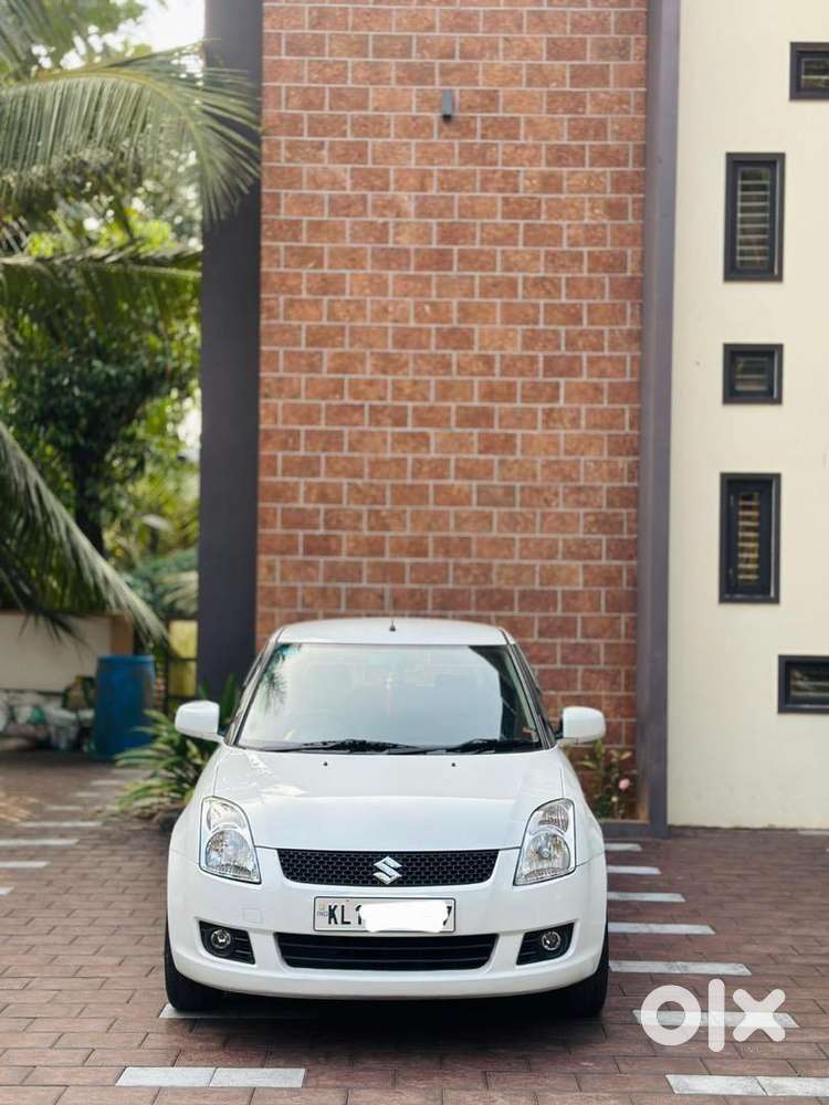 Maruti Suzuki Swift Dzire 2011 Diesel Well Maintained