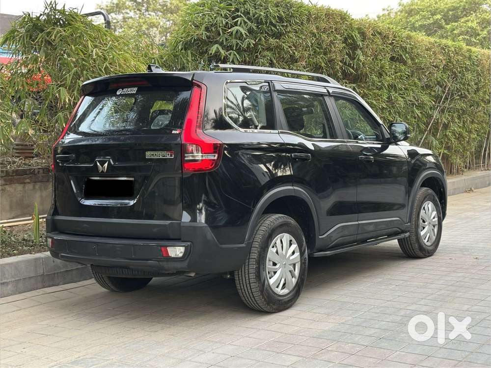 Mahindra Scorpio N Z2 Petrol Mt 7 Str, 2025, Petrol