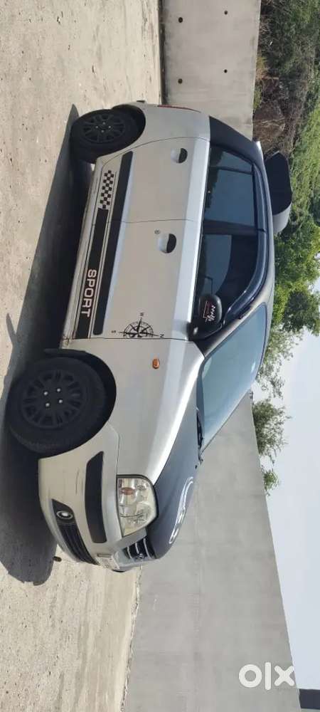 Vehicle Good Condition Only Front Windshield Crack And Service Due