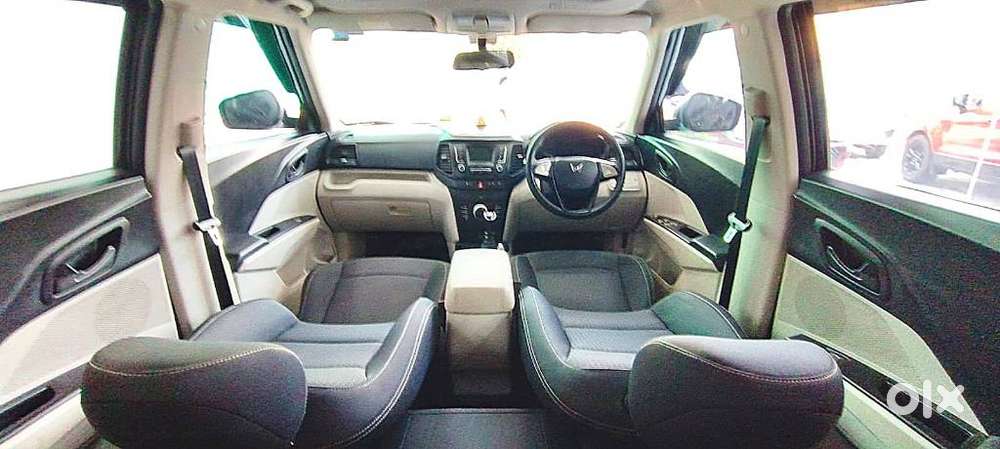 Mahindra Xuv300 W6, 2023, Petrol