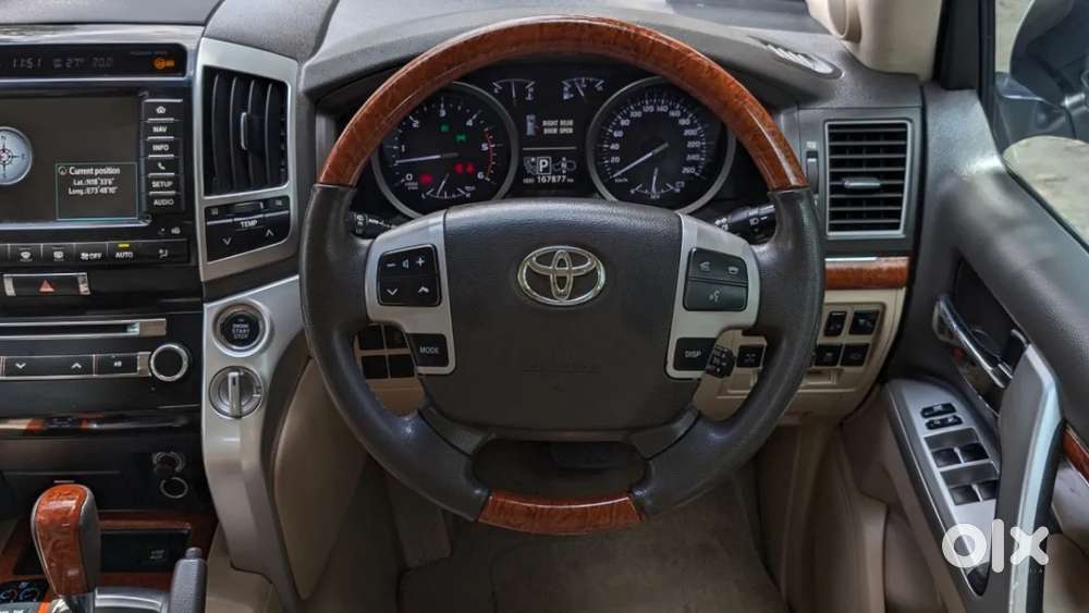 Toyota Land Cruiser [ ] 4.5 Vx Lc 200, 2015, Diesel