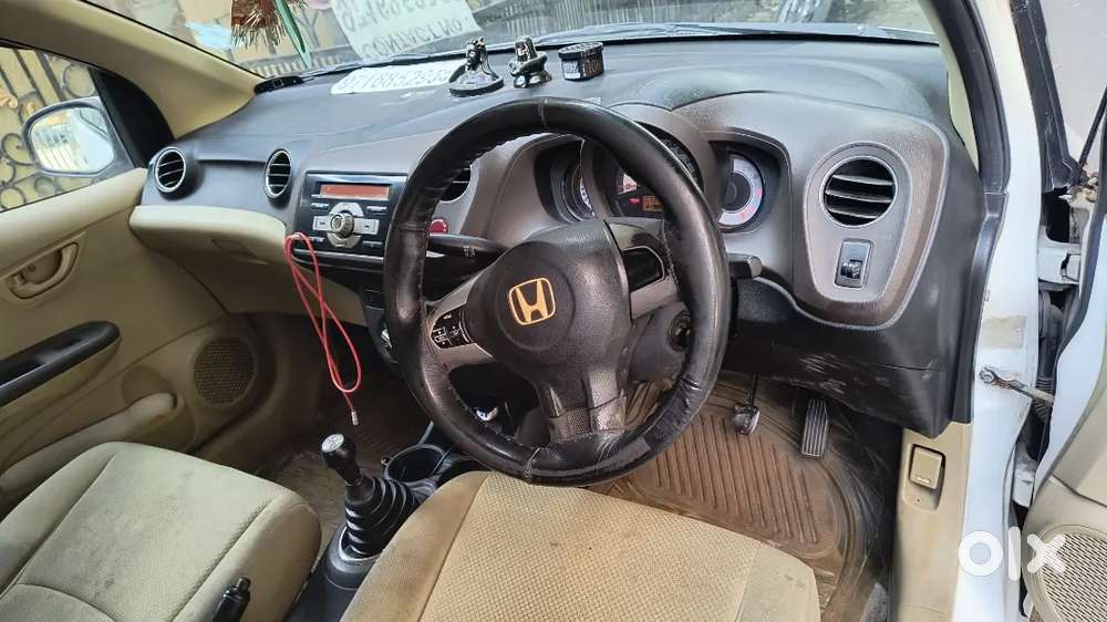 Honda Brio 2012 Petrol Well Maintained