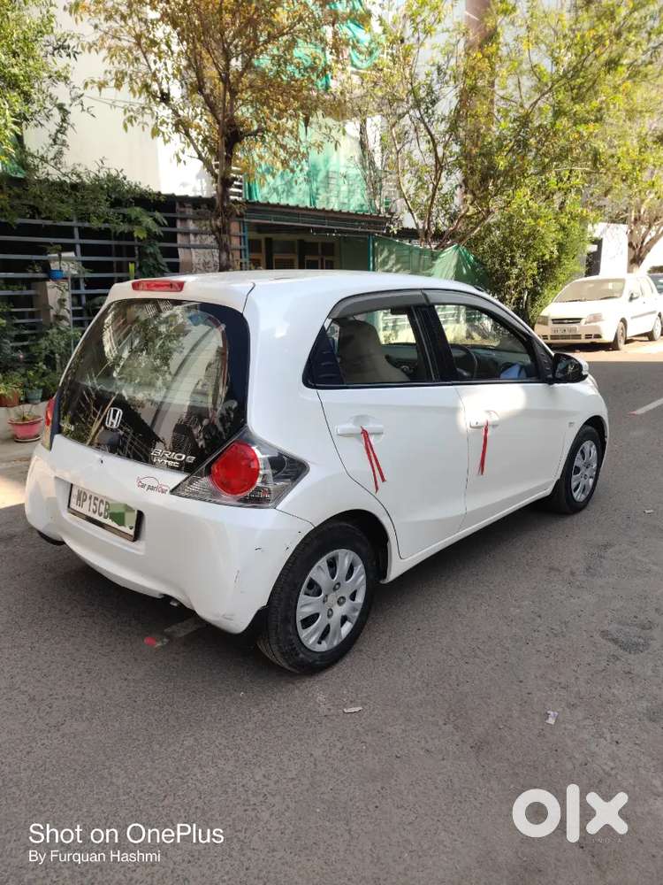 Honda Brio 2016 Petrol Well Maintained