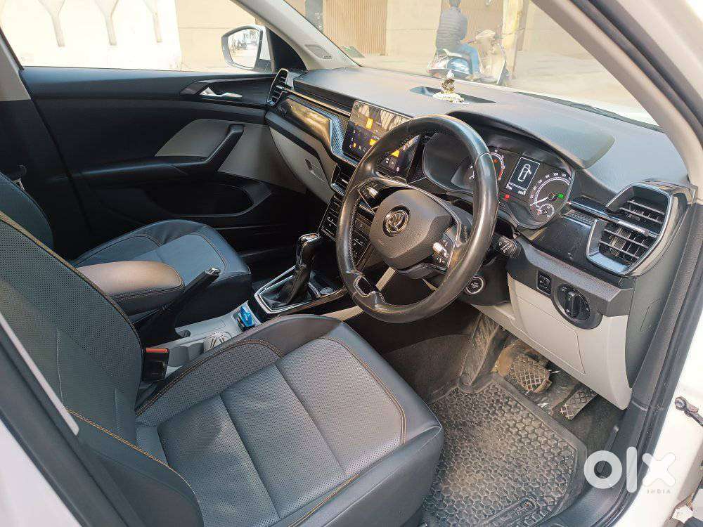 Skoda Kushaq 1.0 Tsi Style At, 2022, Petrol
