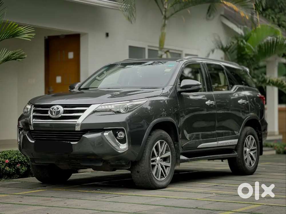 Toyota Fortuner. Hr Registration. No Replays. Company Services