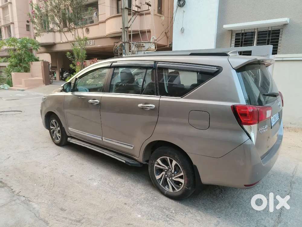 Toyota Innova Crysta 2021