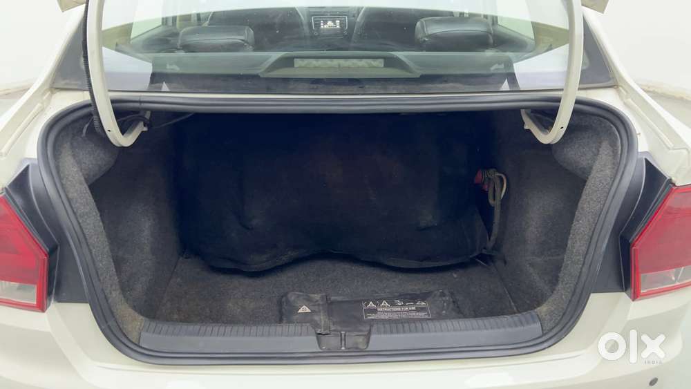 Volkswagen Ameo 1.2 Mpi Comfortline Plus, 2016, Cng & Hybrids