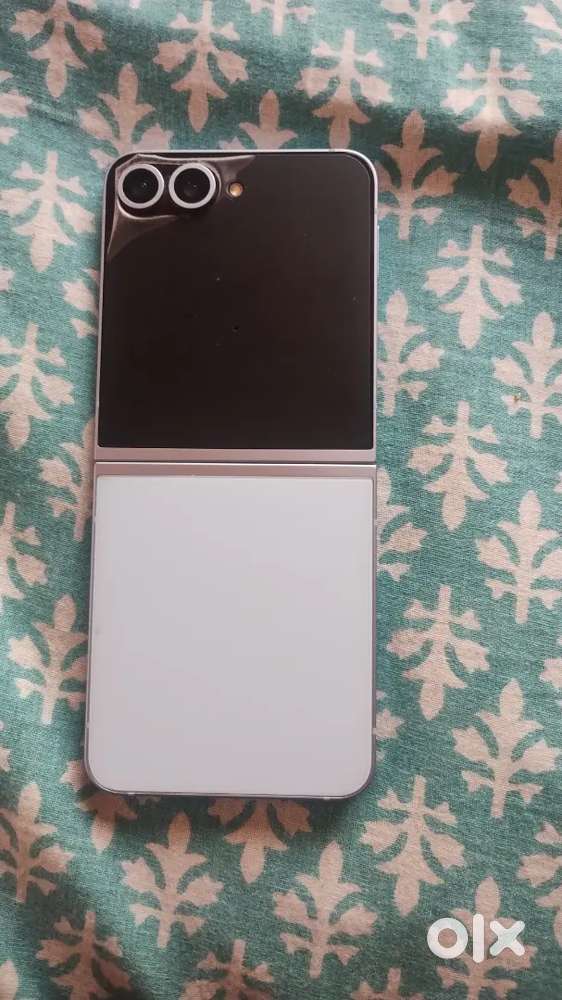 Galaxy Z Flip 6