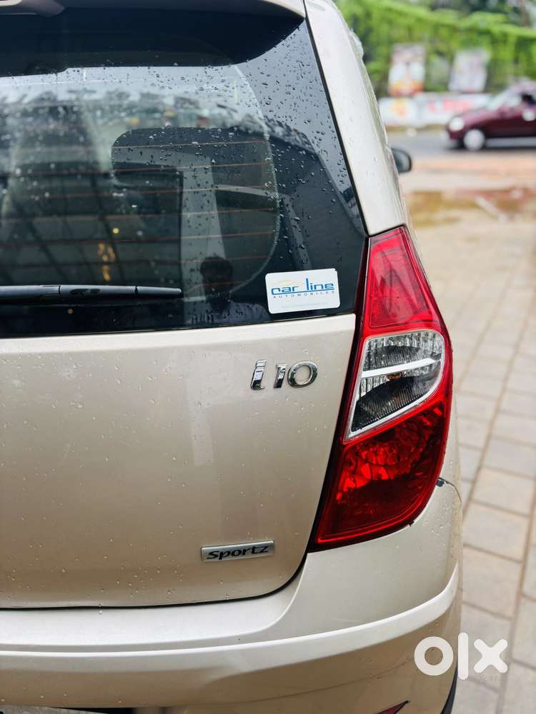 Hyundai I10 Sportz At, 2010, Petrol