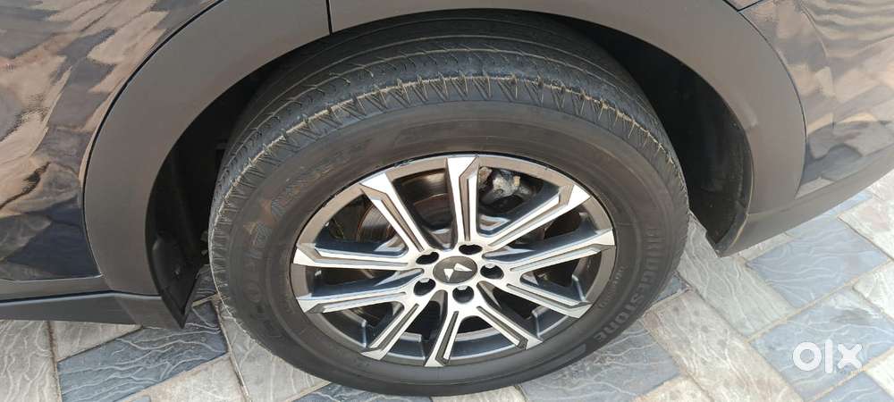 Mahindra Xuv700 2.2 Ax 7 Diesel Mt Luxury Pack Str, 2023, Diesel