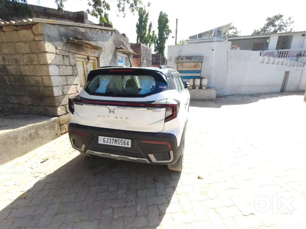 Mahindra Xuv 3xo 2024 Petrol 28000 Km Driven