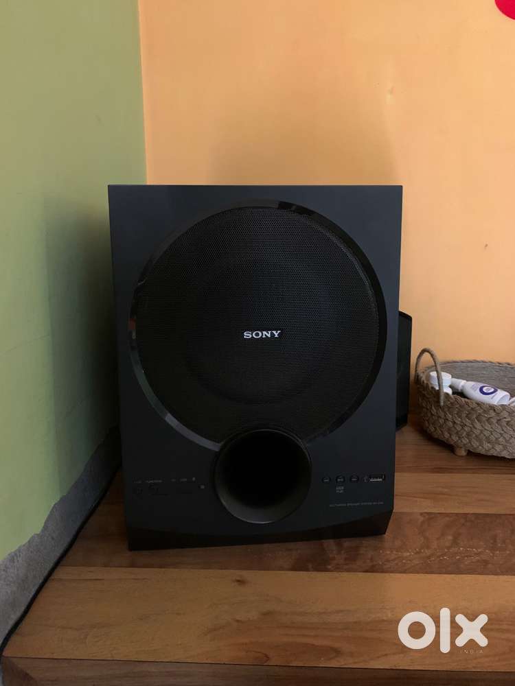 Sony SA D40 home threatre (Like New without any scratches or dent