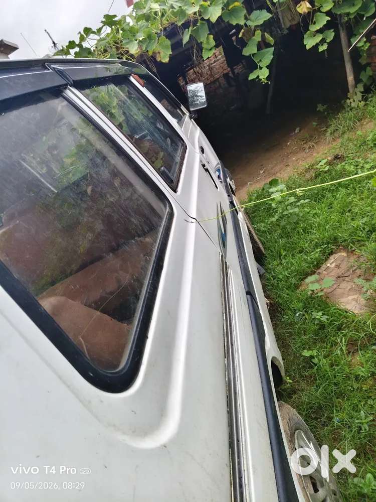 Maruti Suzuki Omni 8 2013 Cng