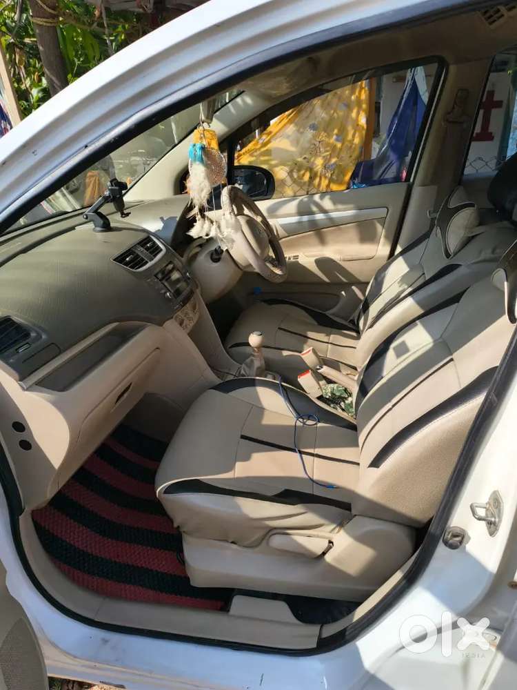 Maruti Suzuki Ertiga Vxi