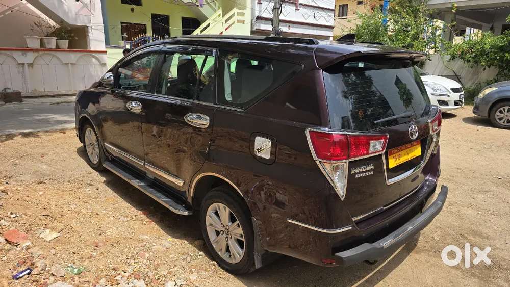 Toyota Innova Crysta 2018