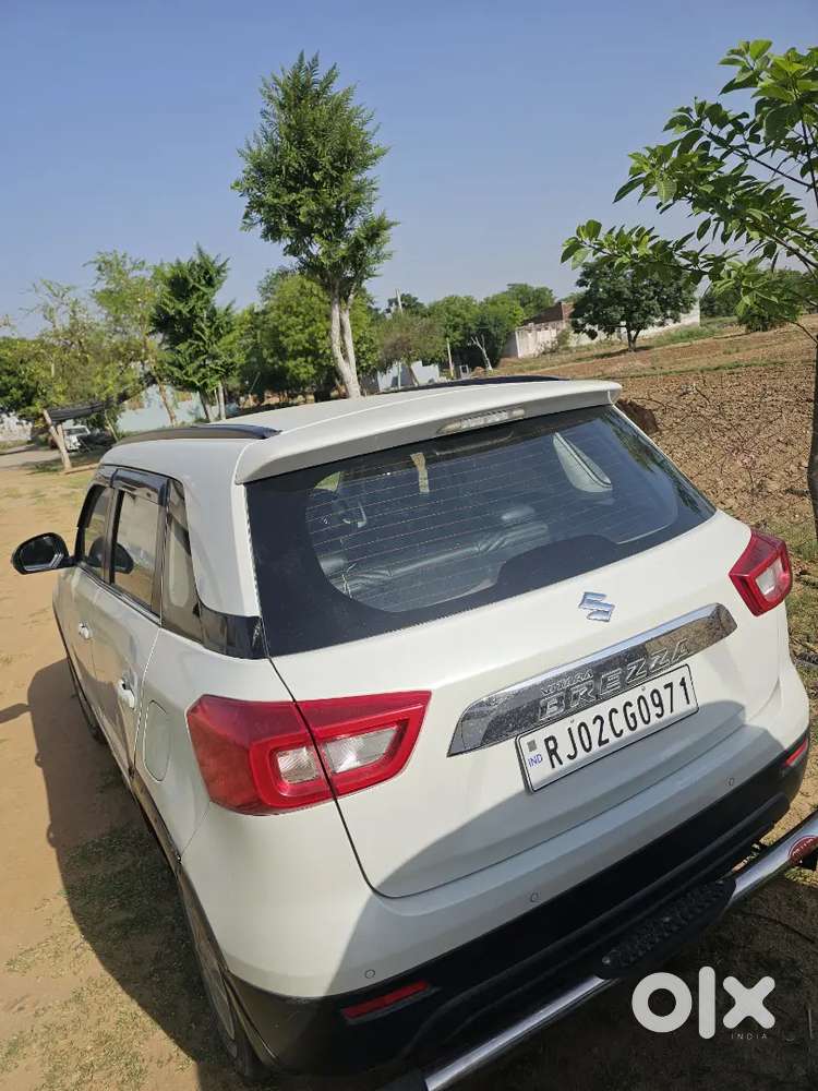 Maruti Suzuki Brezza 2021 December Petrol 39900 Km Driven