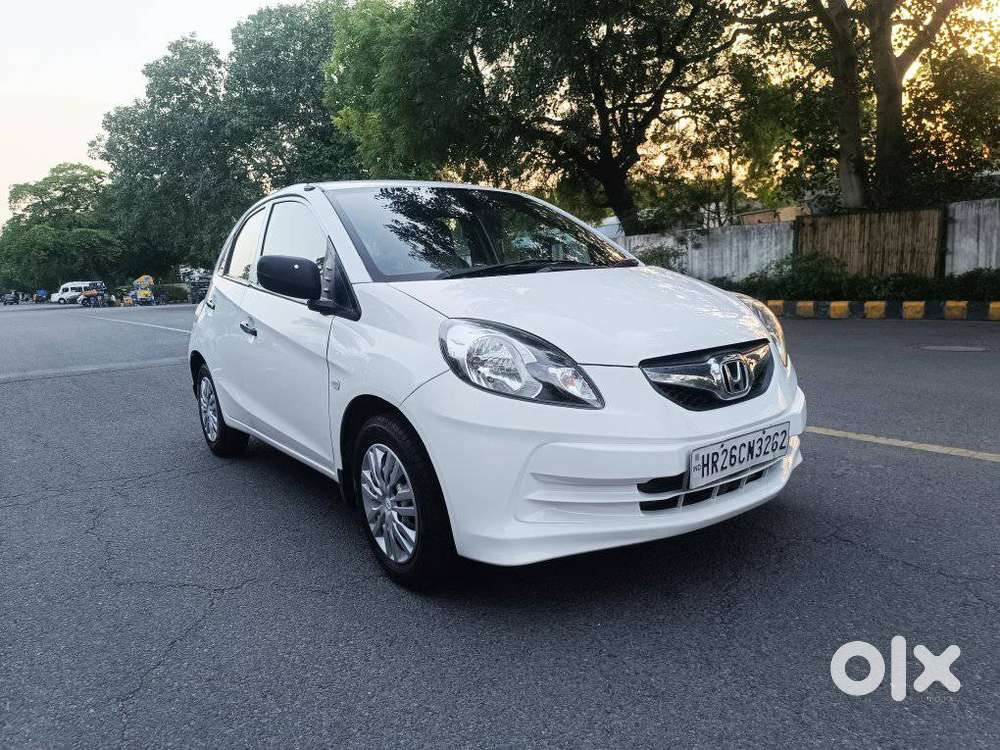 Honda Brio E Mt, 2015, Petrol