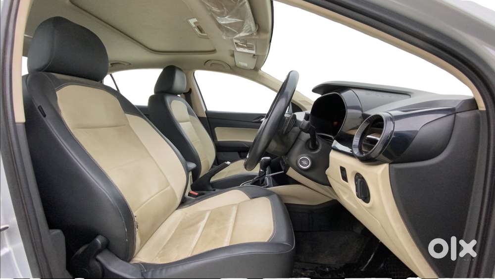 Skoda Slavia 1.5 Tsi Style Dsg, 2022, Petrol