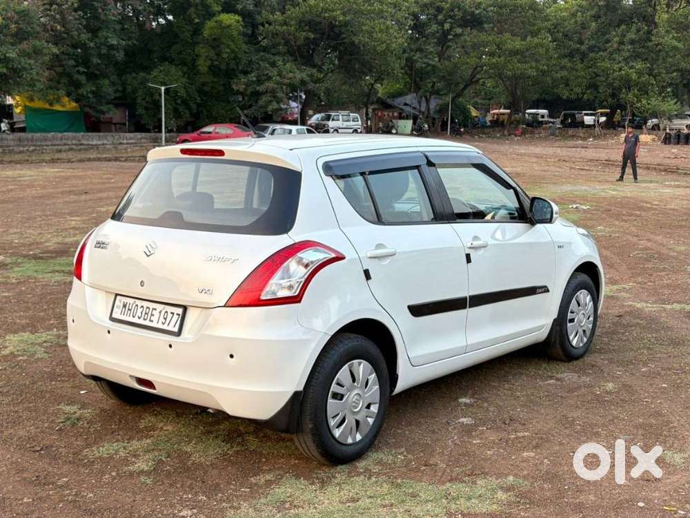 Maruti Suzuki Swift 1.2 Vxi (o), 2011, Petrol