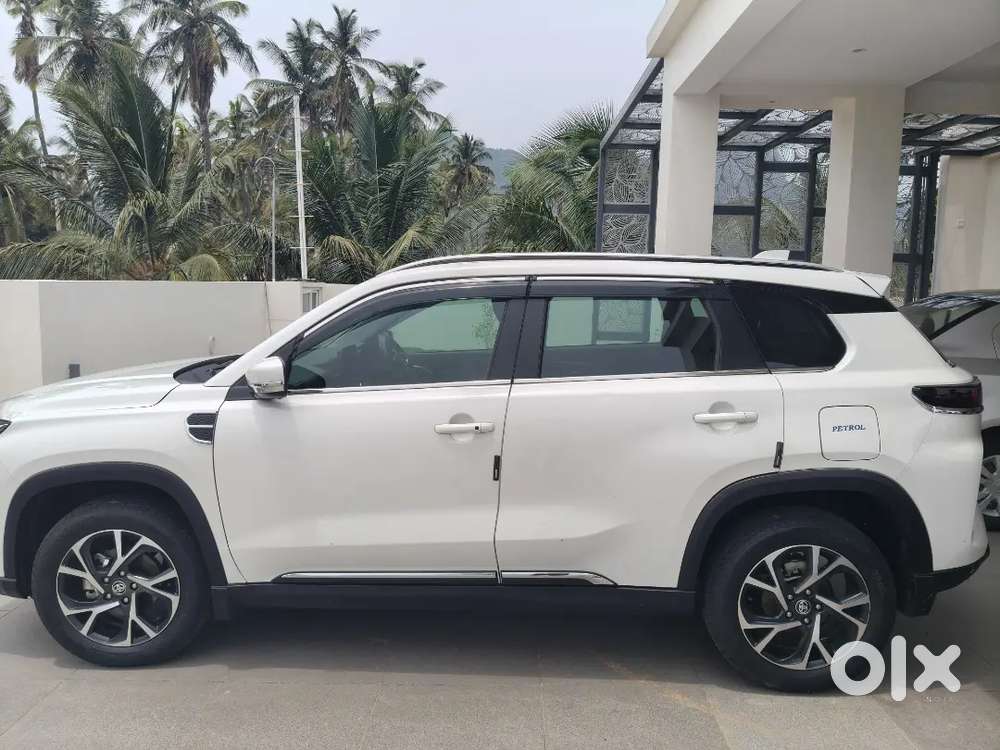 Toyota Urban Cruiser Hyryder 2024 Petrol 15500 Km Driven