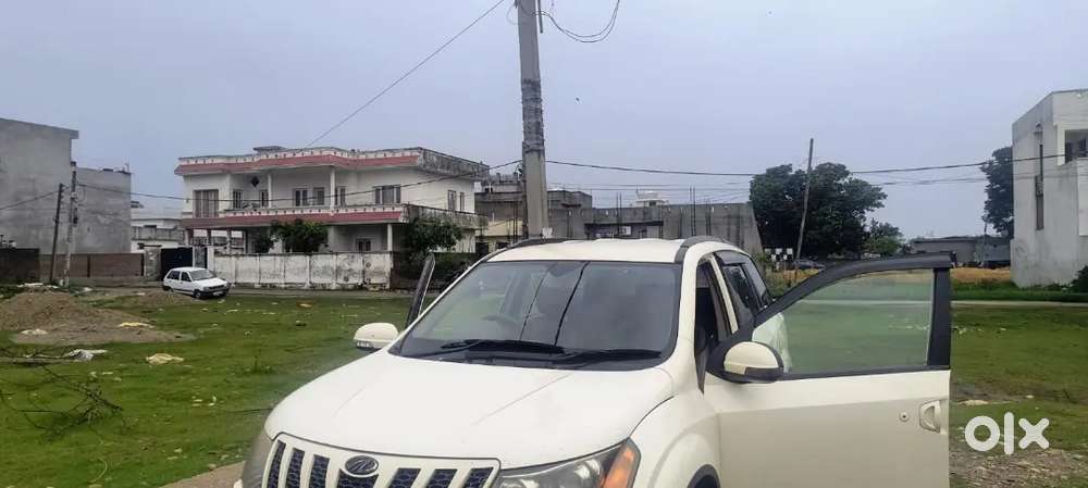 Mahindra Xuv500 2015 Diesel 29016 Km Driven