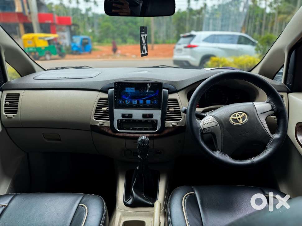 Toyota Innova 2.5 Vx 8 Str, 2012, Diesel