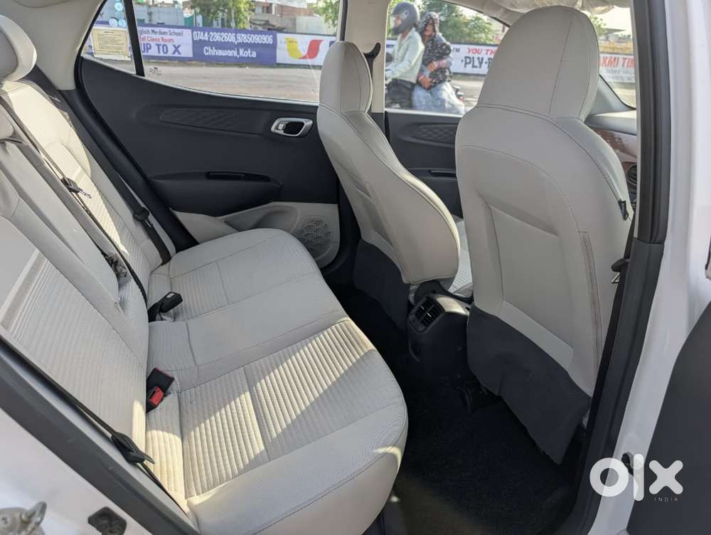 Hyundai Aura 1.2 Sx Cng, 2024, Cng & Hybrids