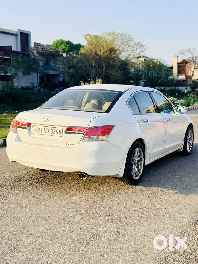 Honda Accord 2.4 Automatic, 2011, Petrol