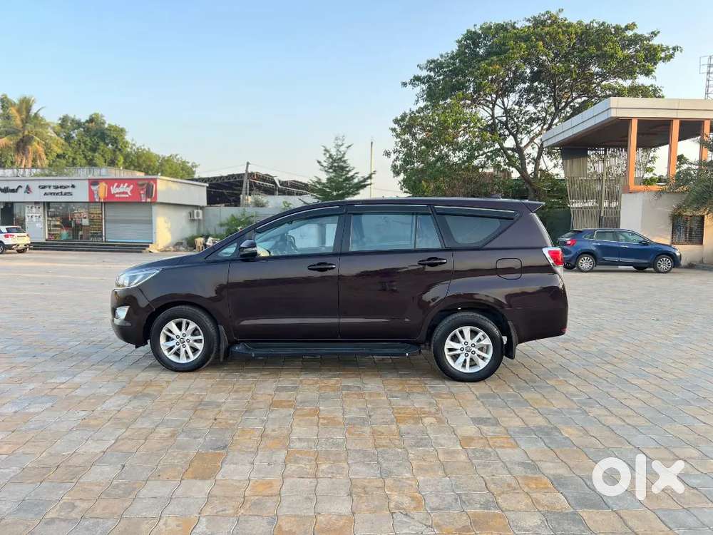 Toyota Innova Crysta 2019