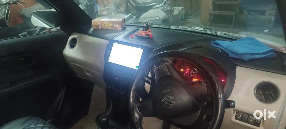 गाड़ी एकदम नई है कोई काम नहीं 4 लाख से नीचे वाले संपर्क ना करें