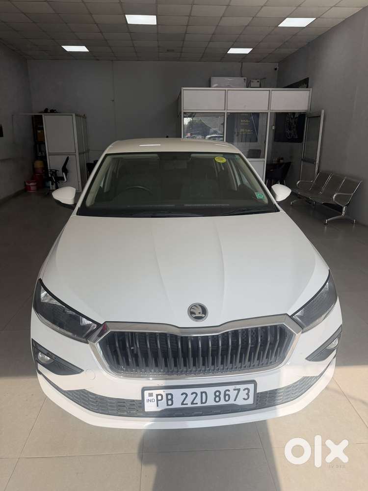 Skoda Slavia Ambition 1.0l Tsi Mt, 2023, Diesel