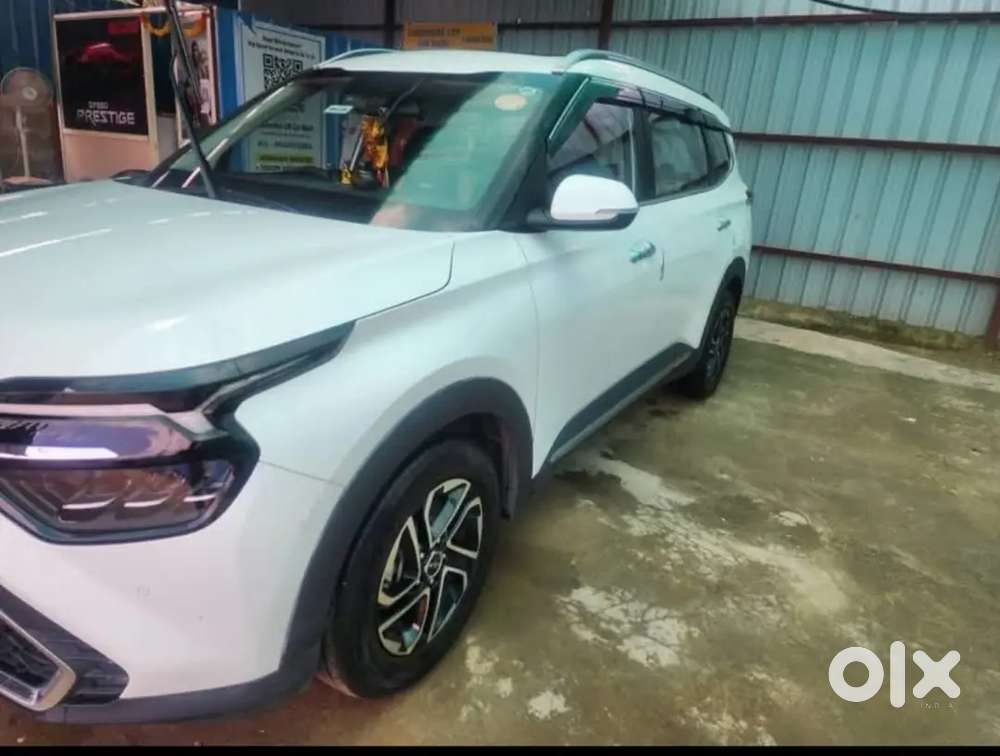 Kia Carens Luxury Diesel 2022 Model