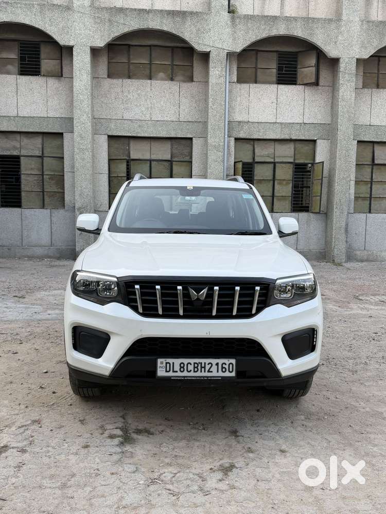 Mahindra Scorpio-n 2.0 Z2 Petrol Mt 7 Str, 2024, Petrol