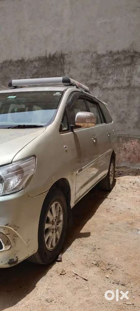 Toyota Innova 2.5 2006 variant diesel