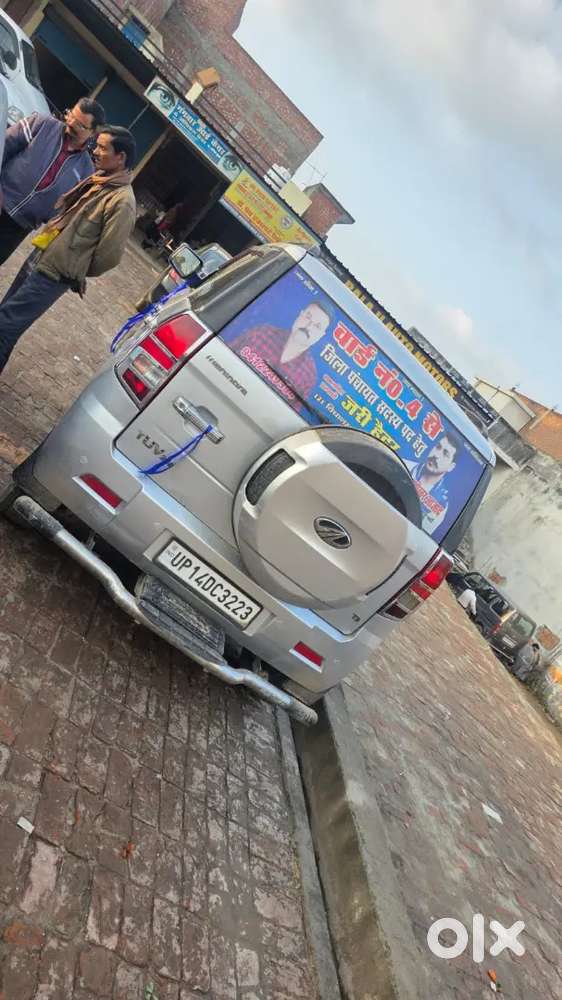 Mahindra Tuv 300 T8 2017