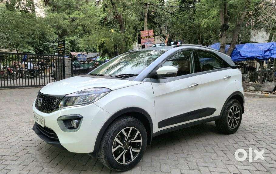Tata Nexon 1.5 Revotorq Xza Plus Dual Tone Roof Amt, 2018, Diesel