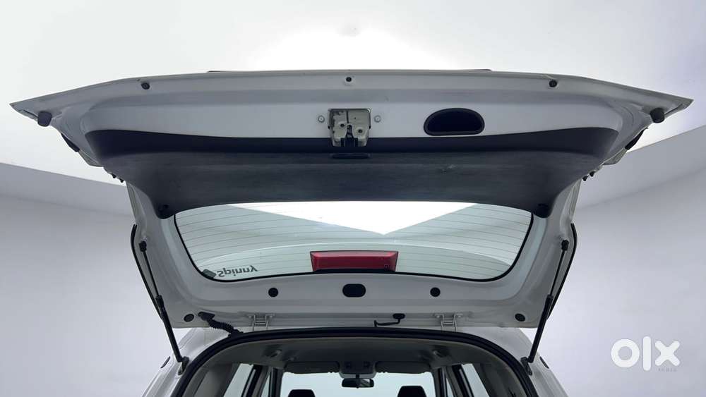 Kia Carens 1.4 Prestige Plus Turbo 7 Str, 2022, Petrol