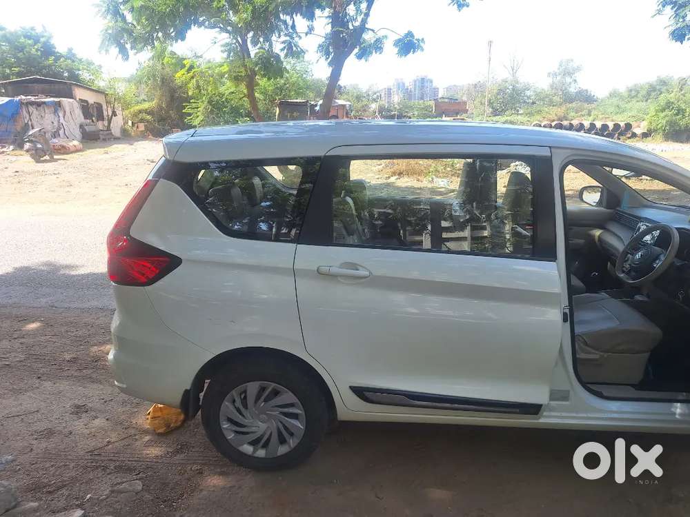 Maruti Suzuki Ertiga 2023 Petrol 25000 Km Driven