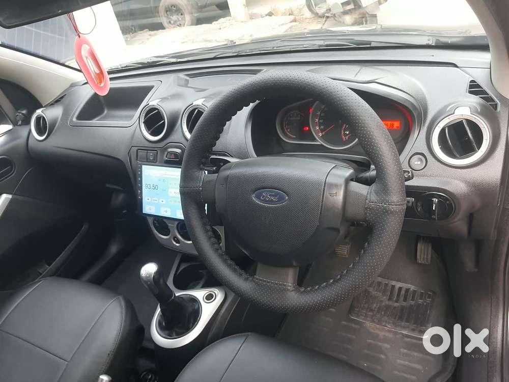 Ford Figo Petrol Zxi, 2013, Petrol