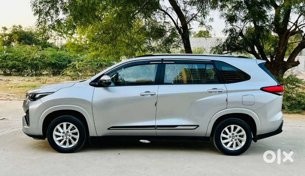 Toyota Innova Hycross 2.0 Gx 7 Str, 2023, Petrol