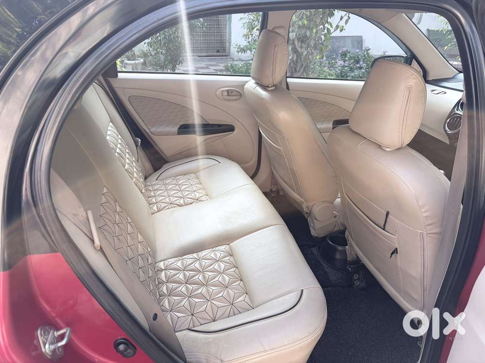 Toyota Etios Liva 1.2 Vx Dual Tone, 2019, Petrol