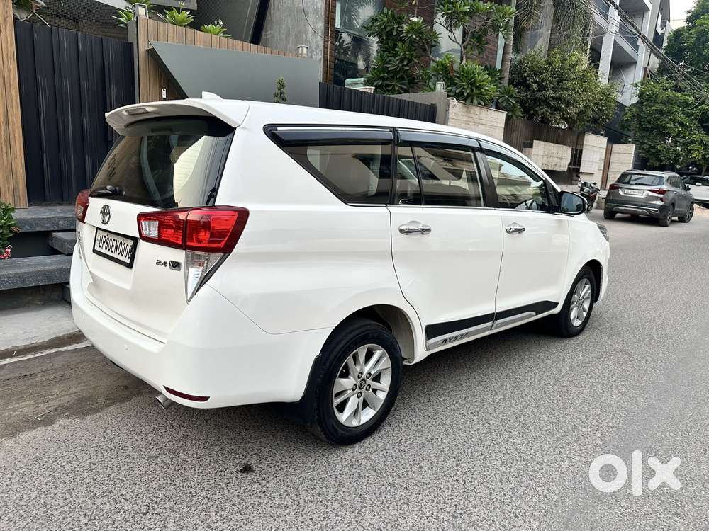 Toyota Innova Crysta 2.4 V 8 Str, 2018, Diesel