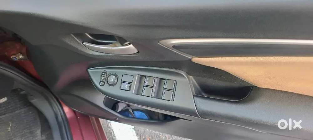 Honda Jazz In Mint Condition With Brand New Tyre And Battery