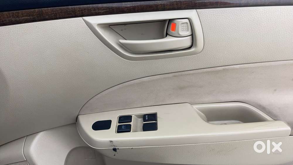 Maruti Suzuki Swift Dzire 1.2 Lxi (o), 2016, Petrol